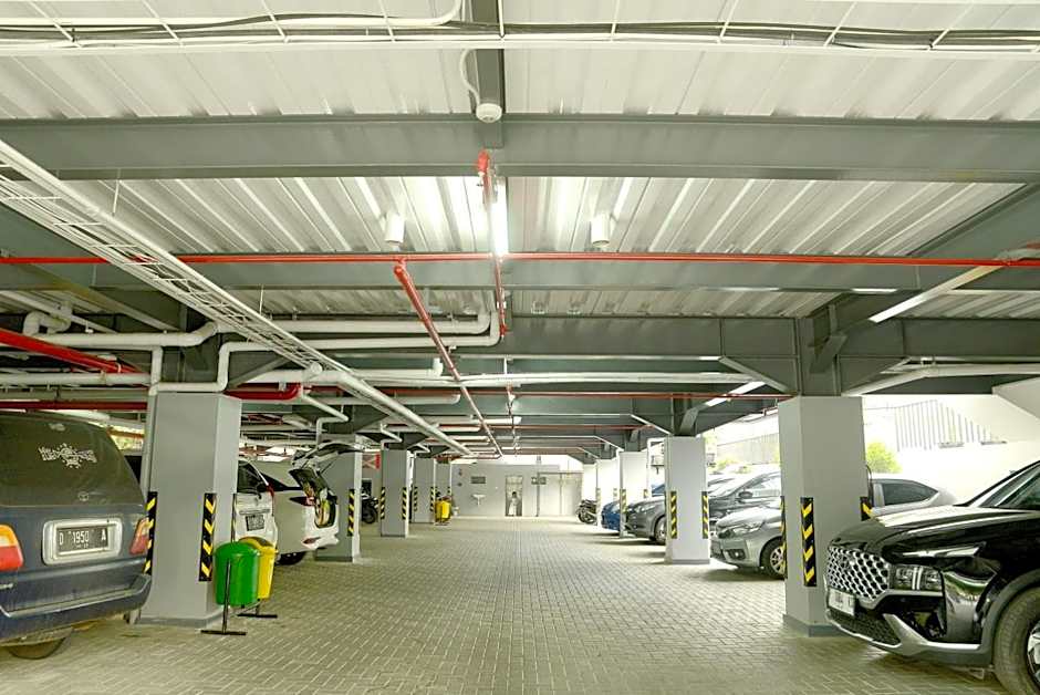 Front One Hotel Pasir Koja Bandung