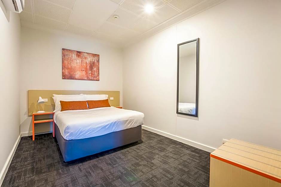 Nightcap at Rose & Crown Hotel