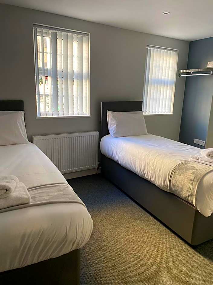 Brownlows Inn Rooms formerly Riley's Rooms