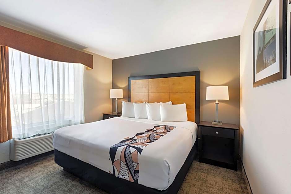 Best Western Inn And Suites-Midway Airport