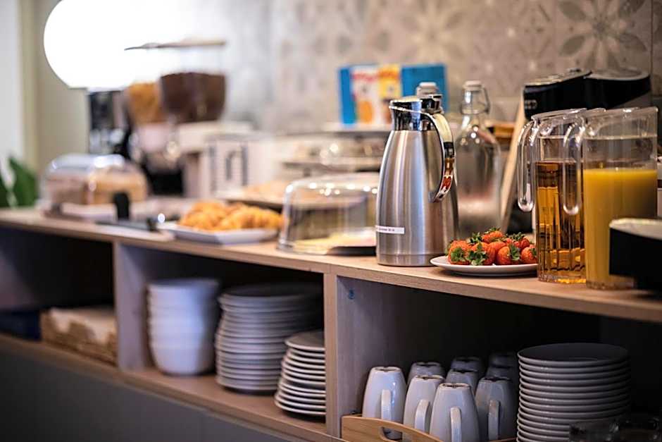 Number 11 by the Warren Collection