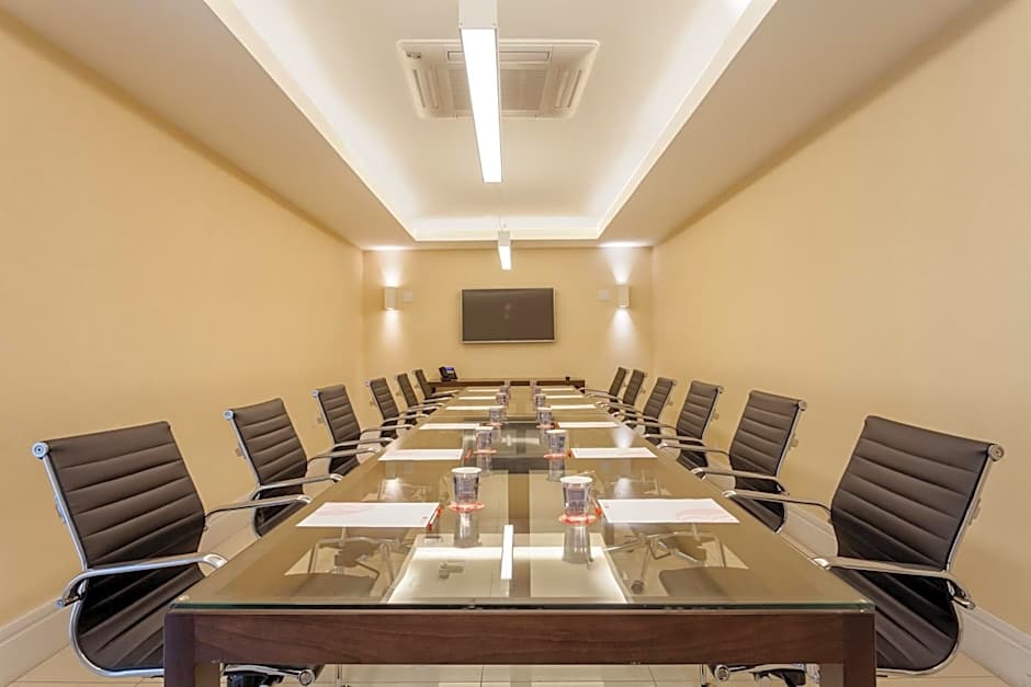 Ramada by Wyndham Macae Hotel & Suites