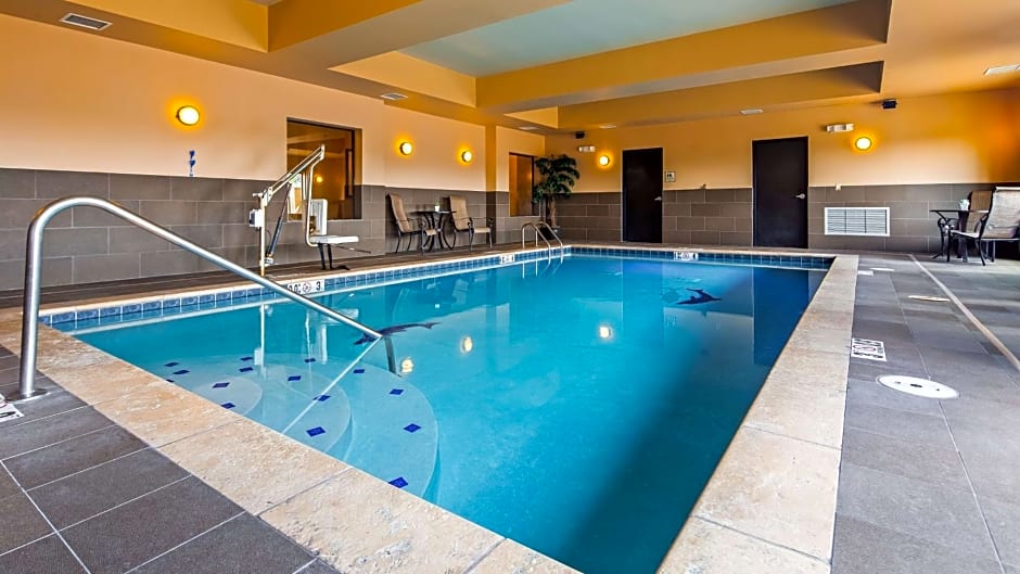 Best Western Plus Tupelo Inn & Suites