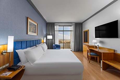 Suite 2 Adults