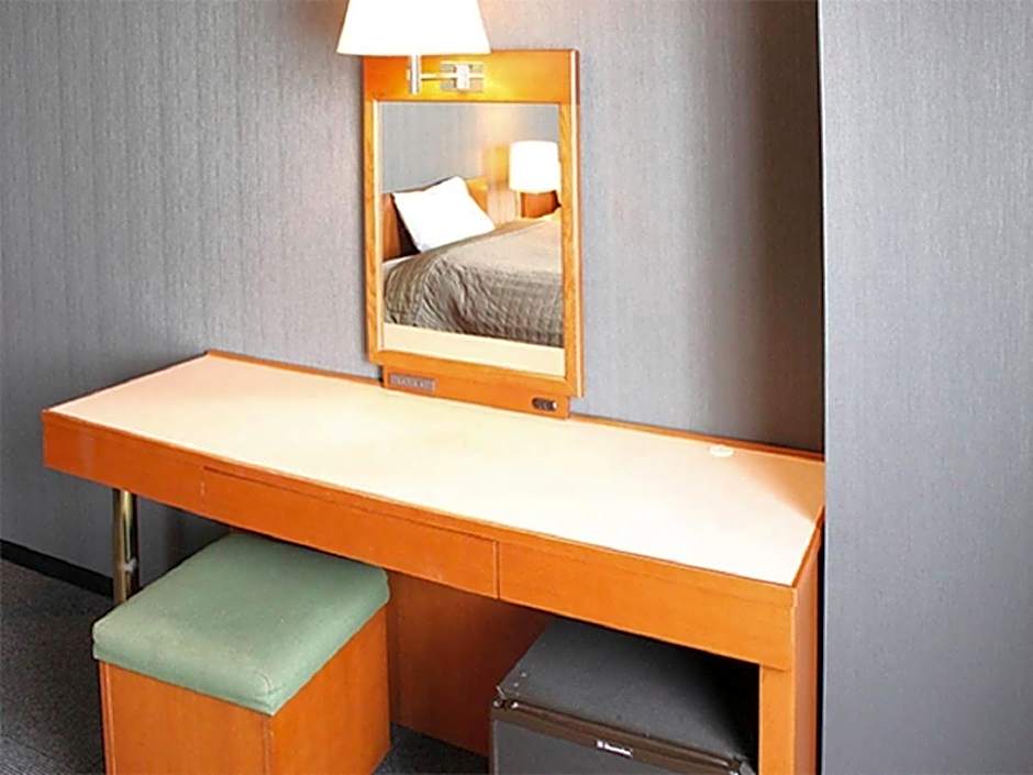 Hotel Livemax Hiratsuka Ekimae