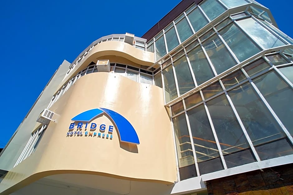 Bridge Hotel Express