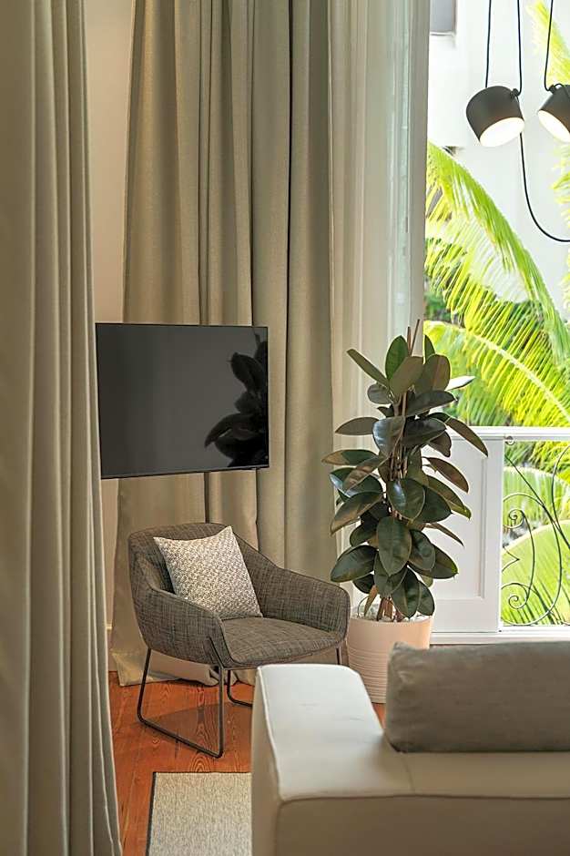 The Park Suites by IRES LAR