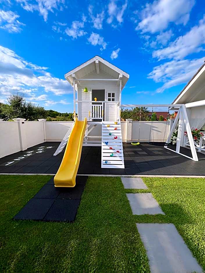 Krystal Boutique Mansion