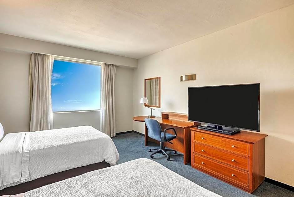 Fiesta Inn Express San Luis Potosí Oriente