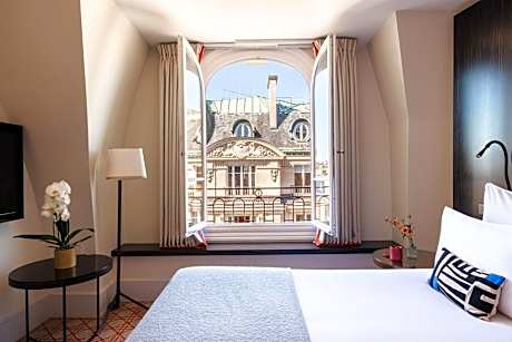 Junior Suite with Free Bottle of Champagne