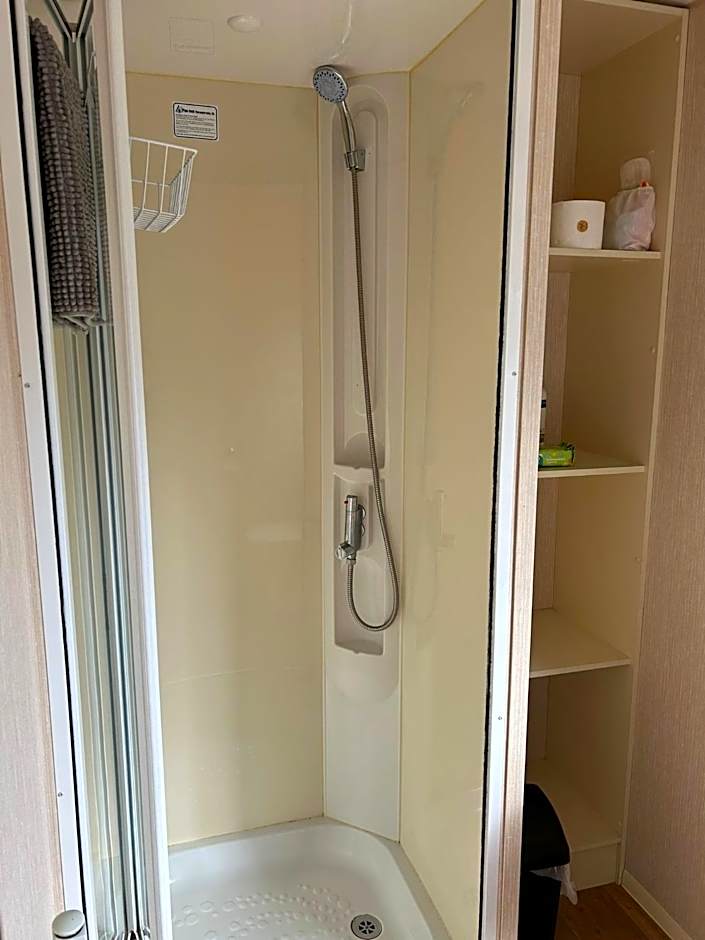 Holiday home cherry tree Burgh castle Great Yarmouth