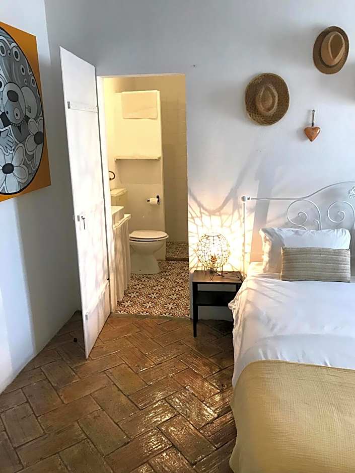 Casa Largo do Poço Guesthouse