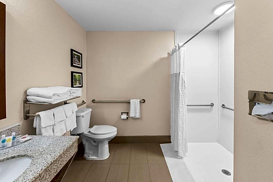 Comfort Inn & Suites Heath