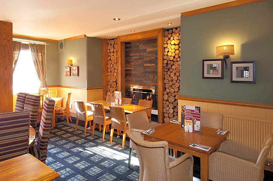 Premier Inn  Christchurch / Highcliffe