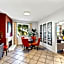 Beverly Hills 2 bed 2 bath Penthouse with Den and Parking 414