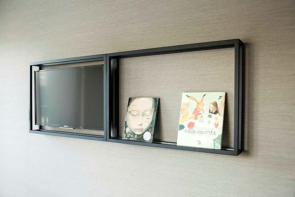 LAMP LIGHT BOOKS HOTEL nagoya