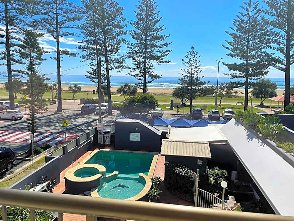 Aries Holiday Apartments