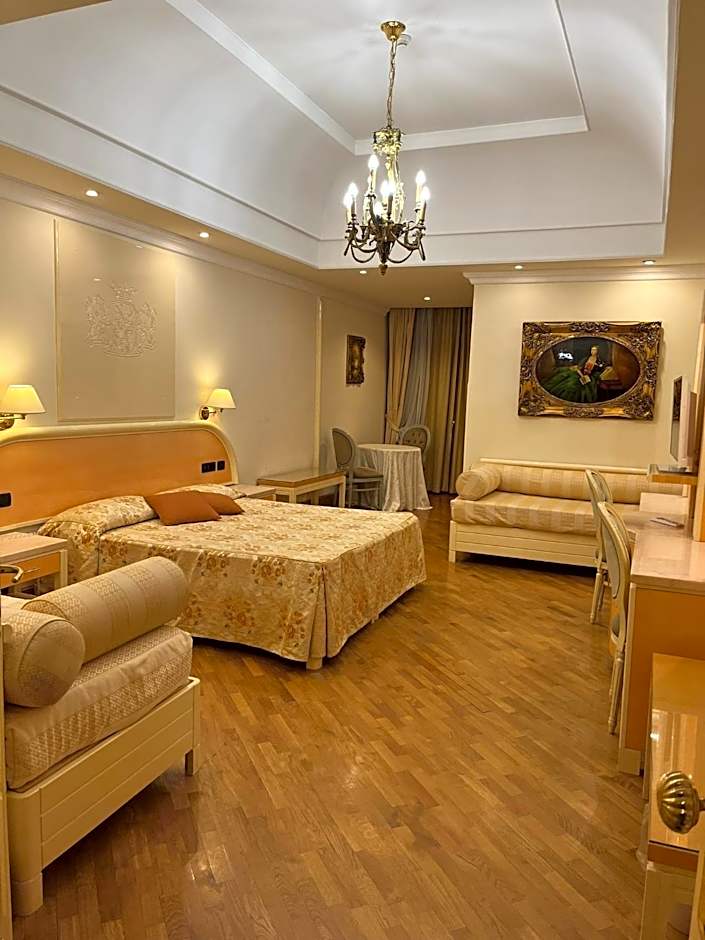 LH Hotel Domus Caesari