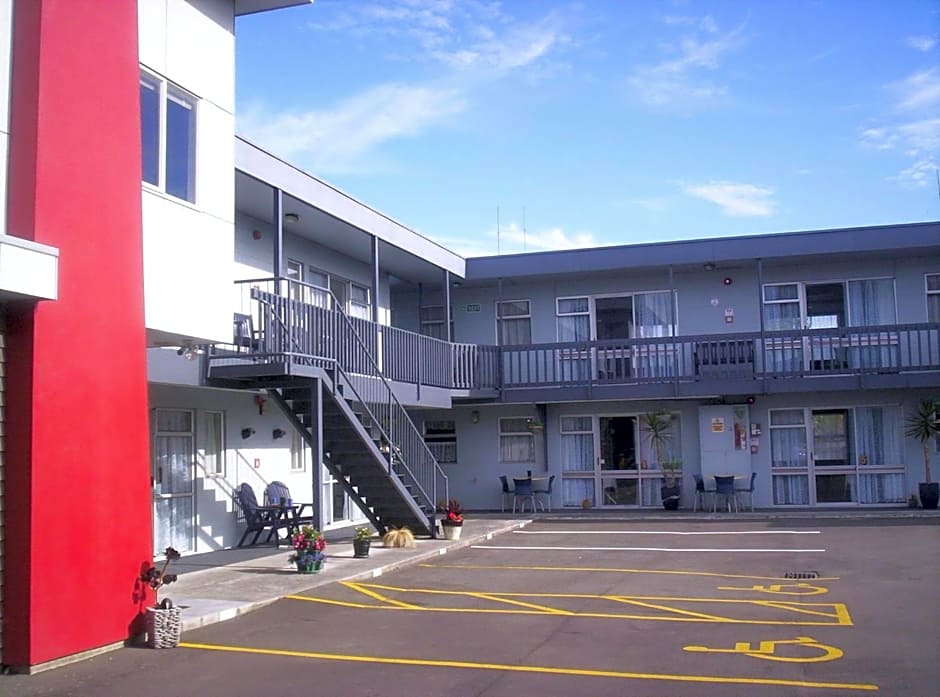 Broadway Motor Inn