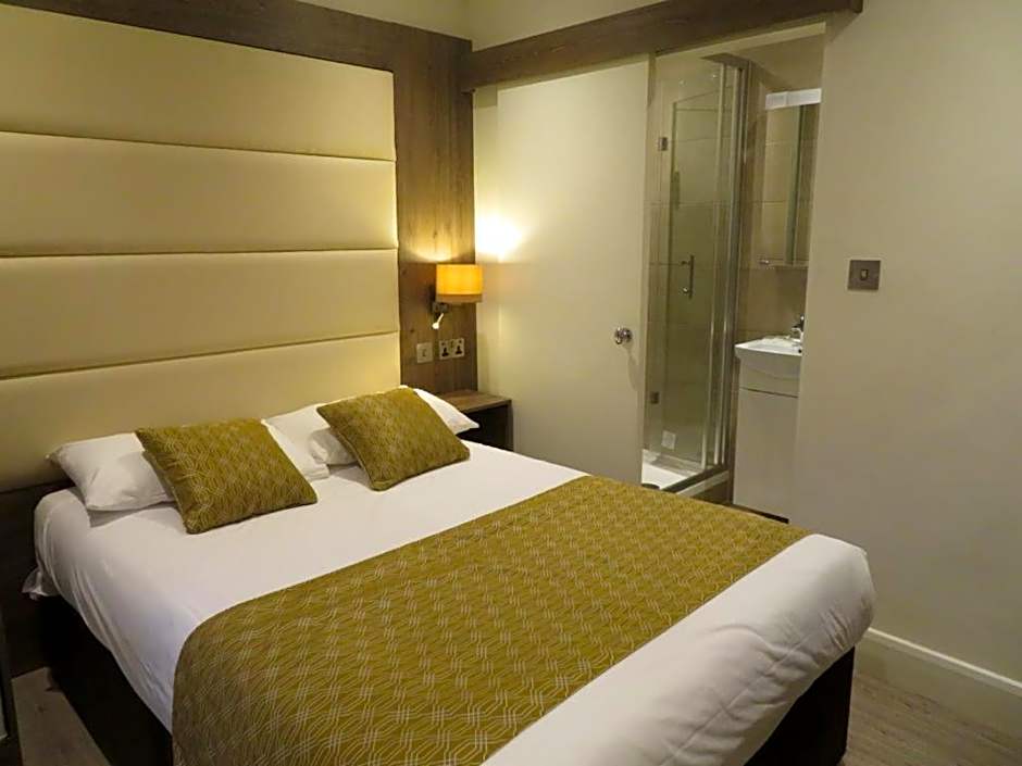 Glendale Hyde Park Hotel