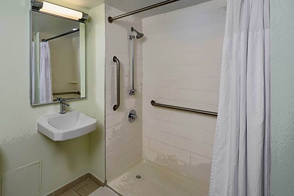 Delta Hotels by Marriott West Palm Beach