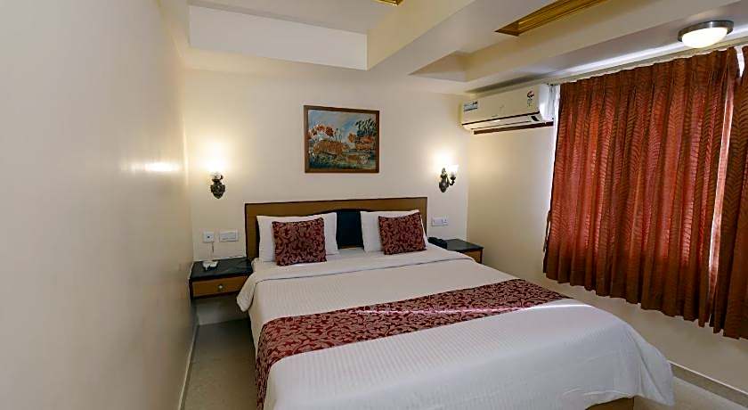 Nahar Manchester Inn