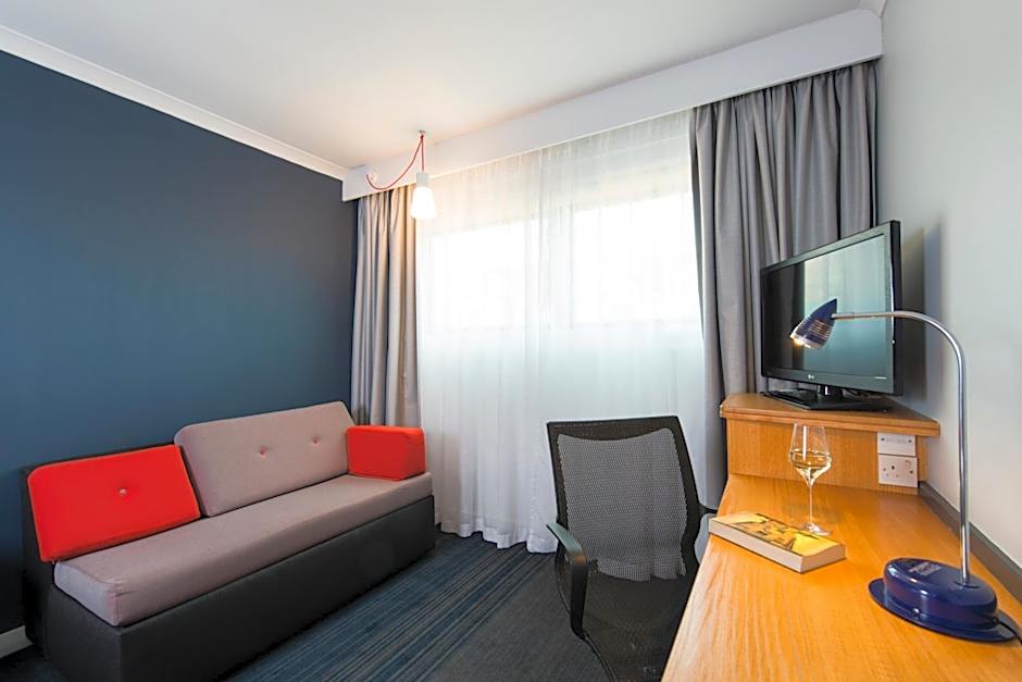 Holiday Inn Express Hemel Hempstead By IHG