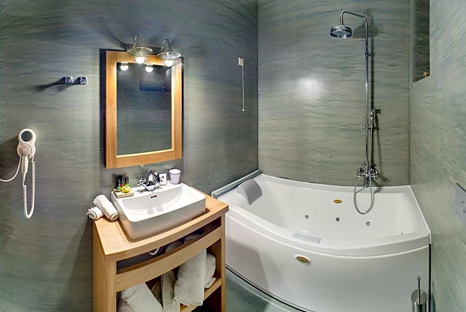 Haones Suites