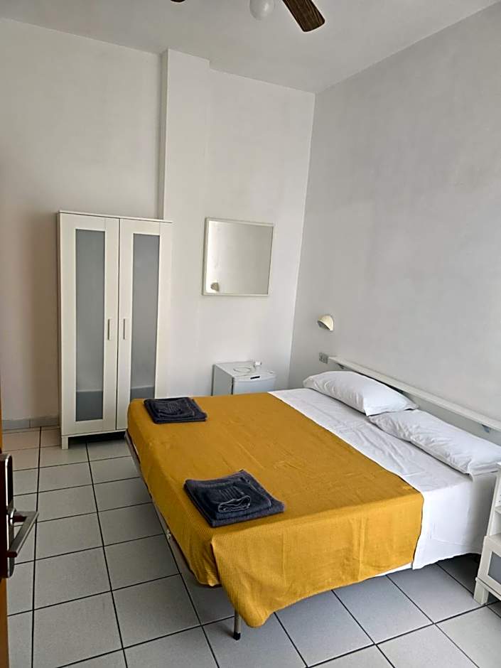 Hotel Annarita-mezza pensione plus- spiaggia inclusa