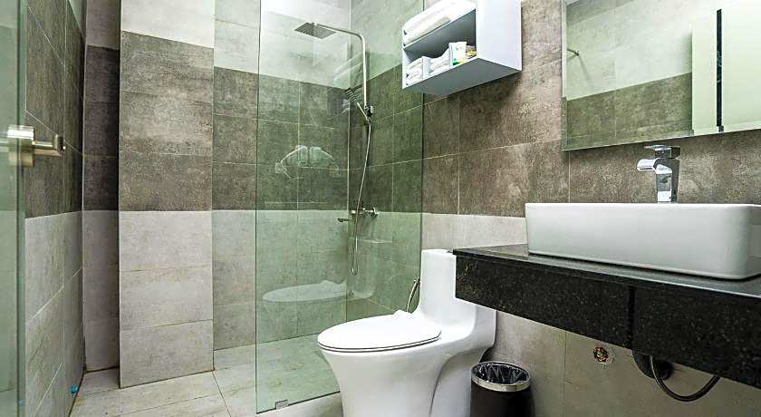 The Square Kampot Hotel