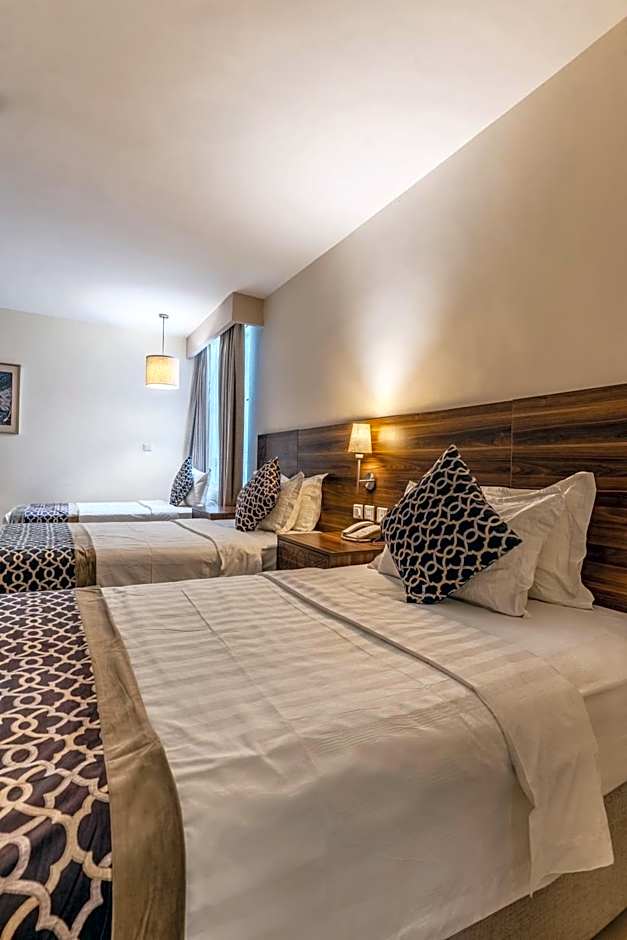 Lacosta Hotel