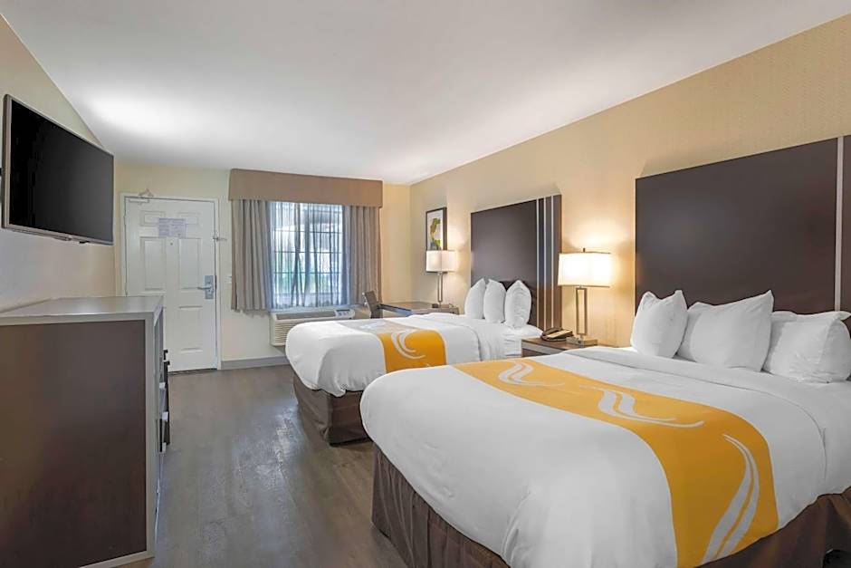 Quality Inn & Suites Camarillo-Oxnard