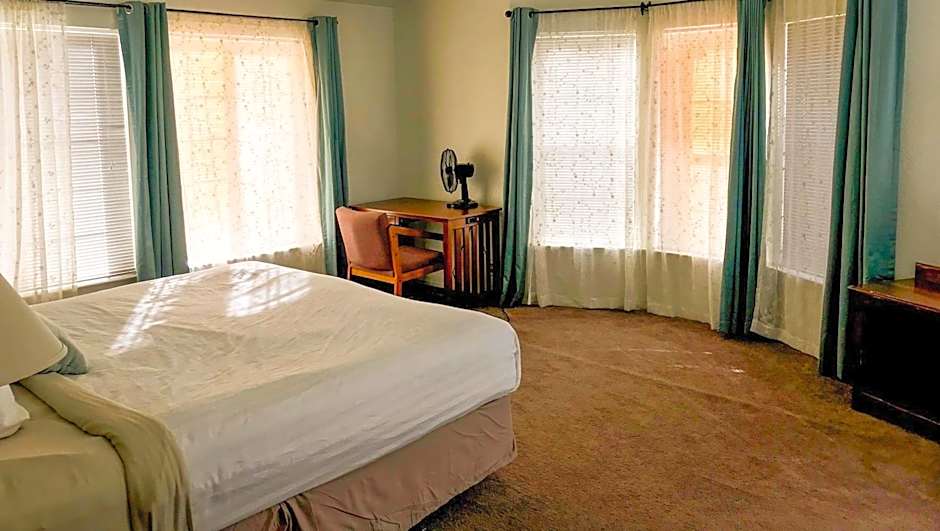 Ticaboo Lodge