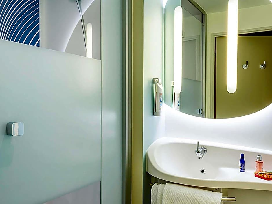 ibis budget Saint-Quentin-en-Yvelines Vélodrome