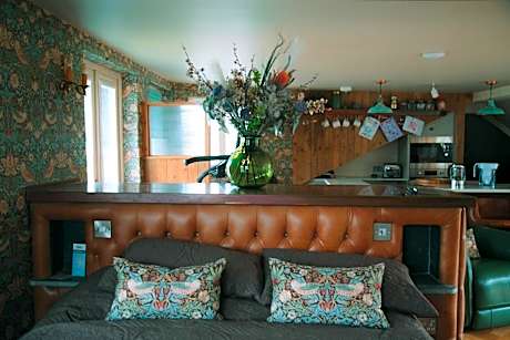 King Room with Garden View