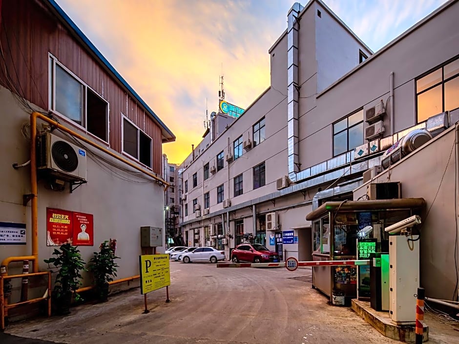 City Comfort Inn Nanning Guangxi University Metro Station