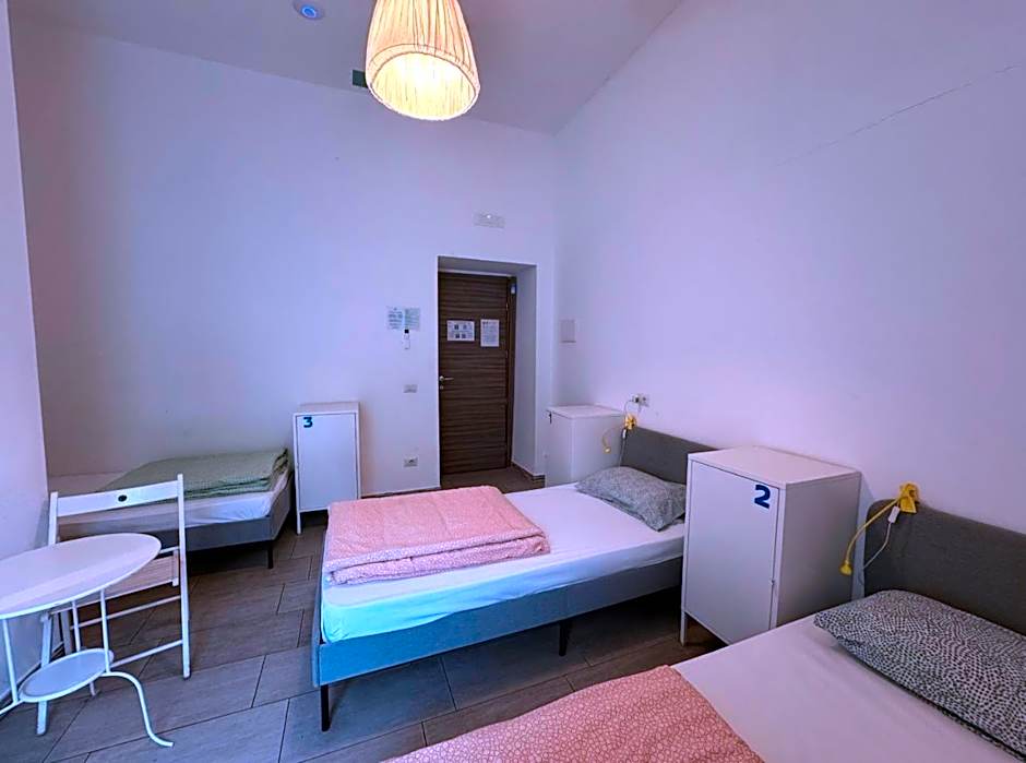 Hostel Mancini Naples