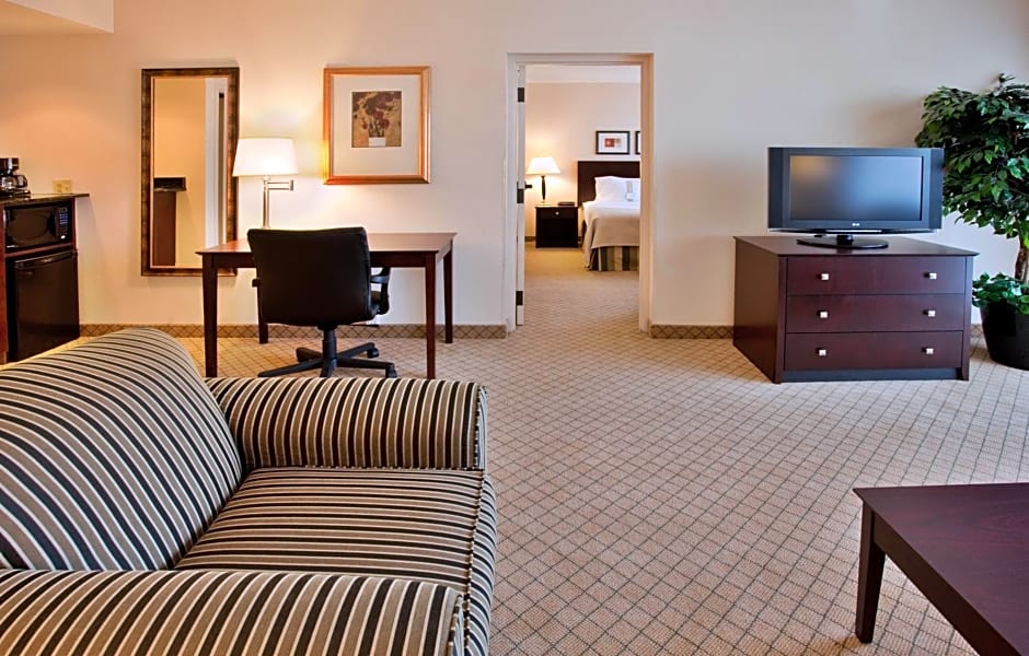Holiday Inn Hotel & Suites Springfield, an IHG Hotel