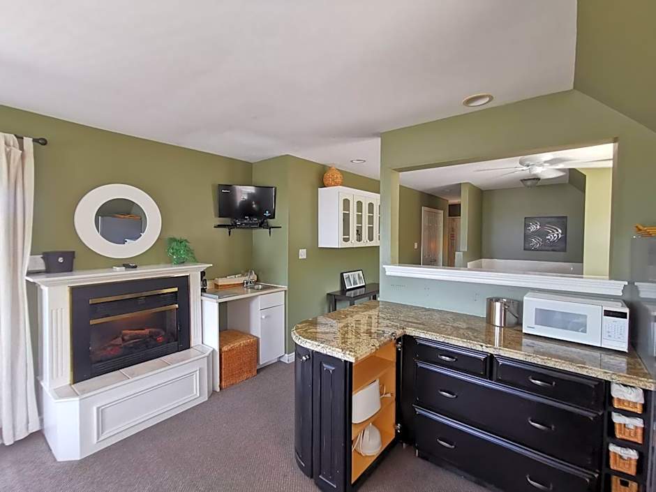 Inn on the Harbour and Telegraph House