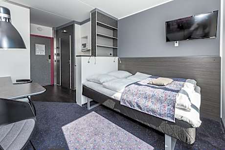 Double Bed Apartment