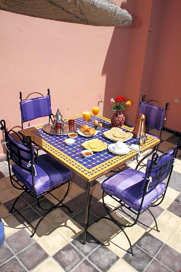 Riad Chakir Mogador
