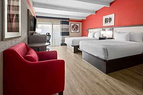 Queen Room with Two Queen Beds - Non-Smoking
