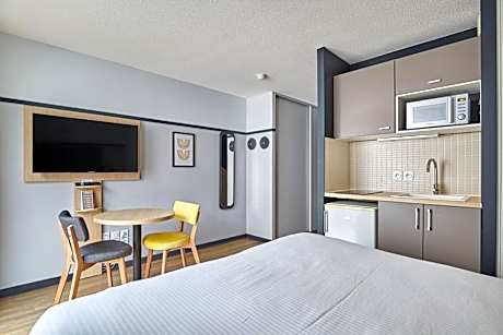 Standard Studio (2 Adults)