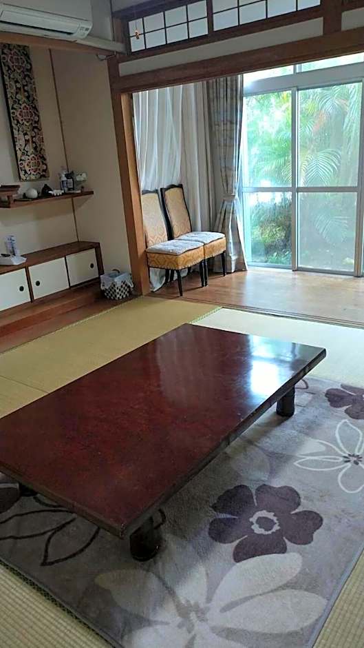 Kami House
