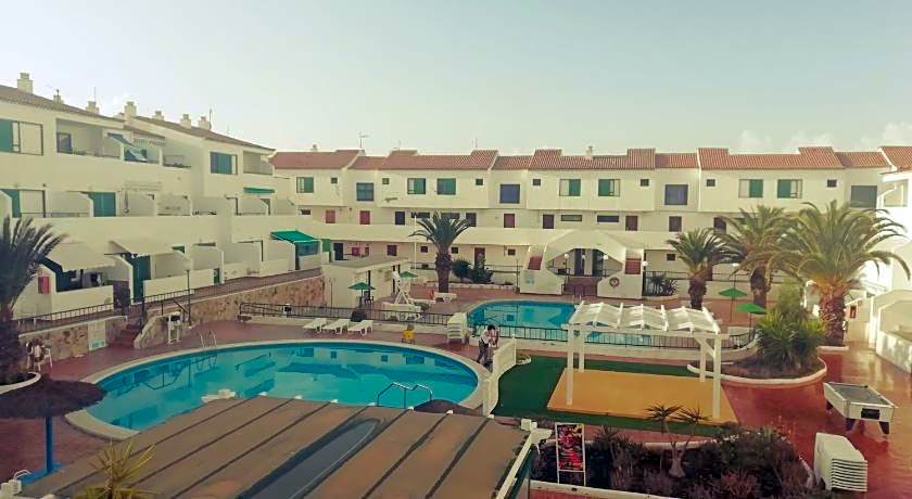 Apartamentos Alondras Park