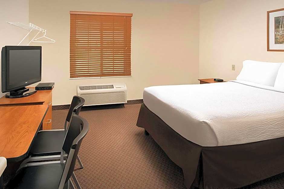 WoodSpring Suites Midland