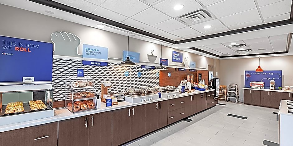 Holiday Inn Express & Suites Baton Rouge East, an IHG Hotel