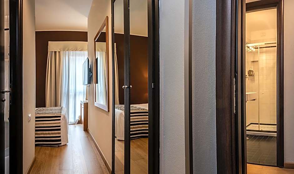 Sardegna Hotel - Suites & Restaurant