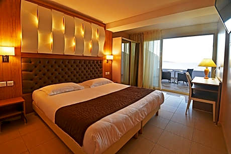 Superior Double Room with Sea View - First Floor