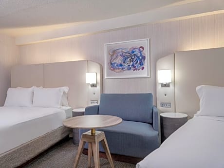 Standard Queen Room with Two Queen Beds